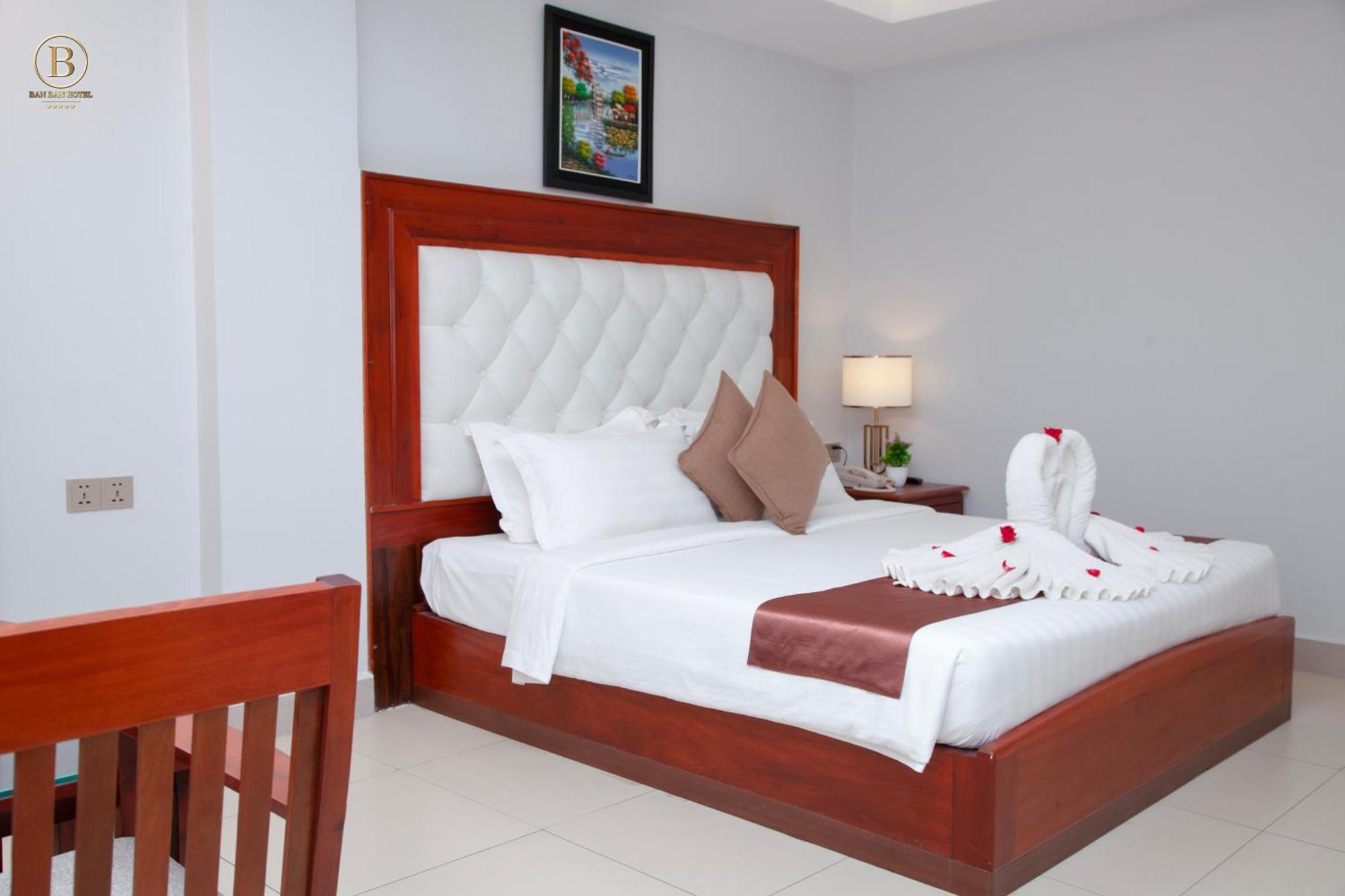 Ban Ban Hotel Phnom Penh Exterior photo